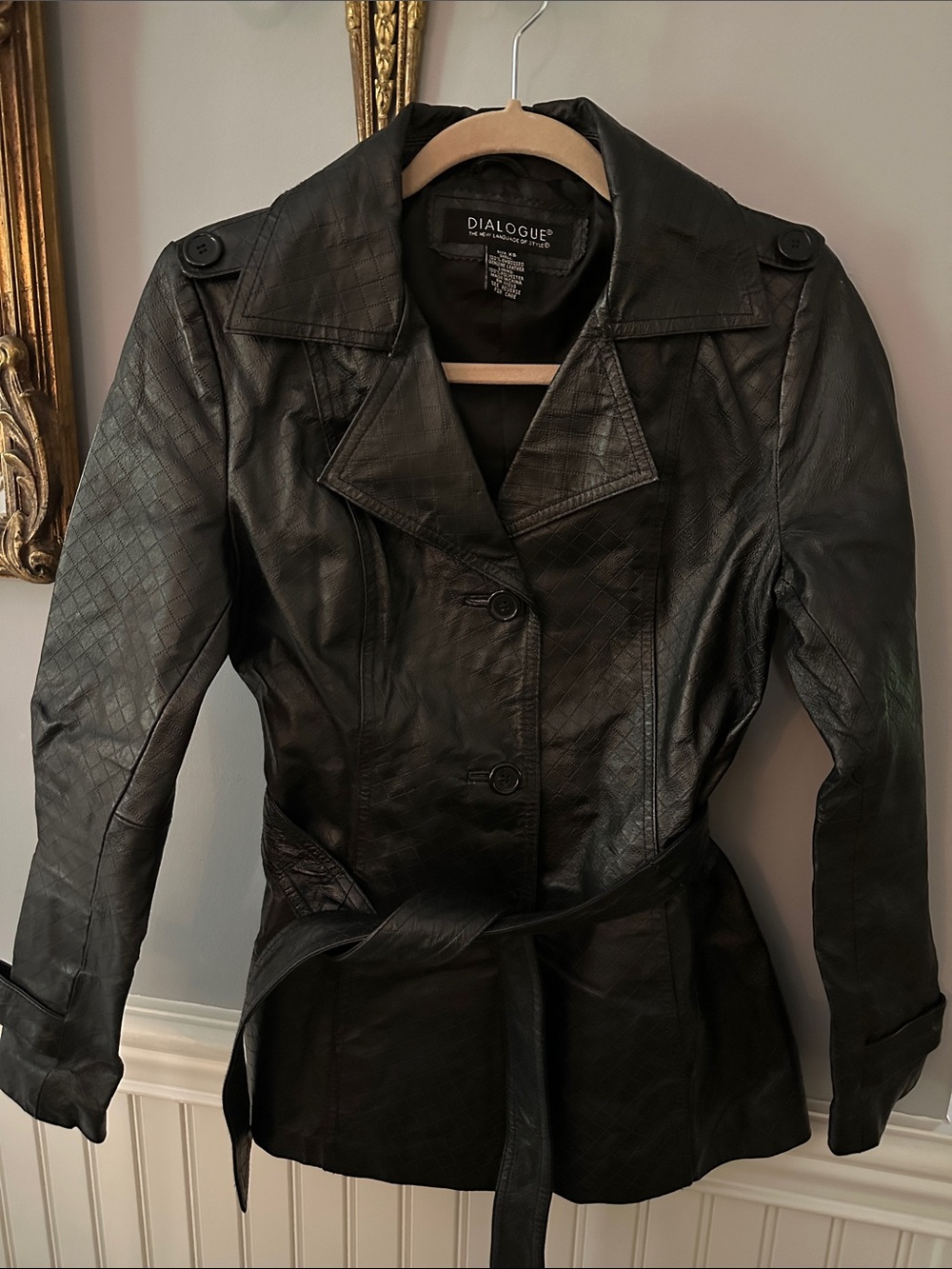 Dialogue Embossed Black Genuine Leather Quilted Trench Coat XS with Belt